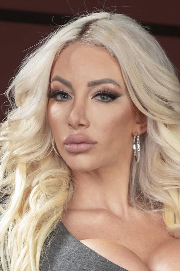 nicolette-shea