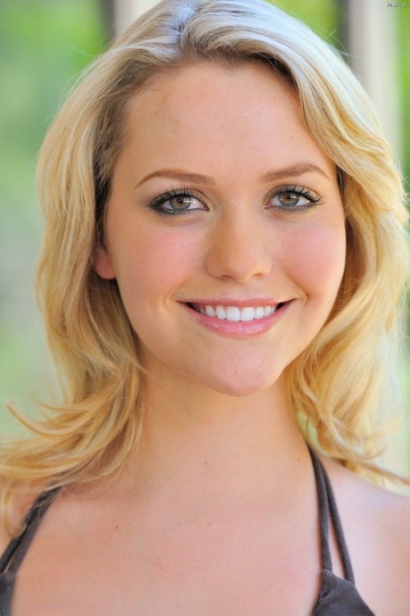 mia-malkova